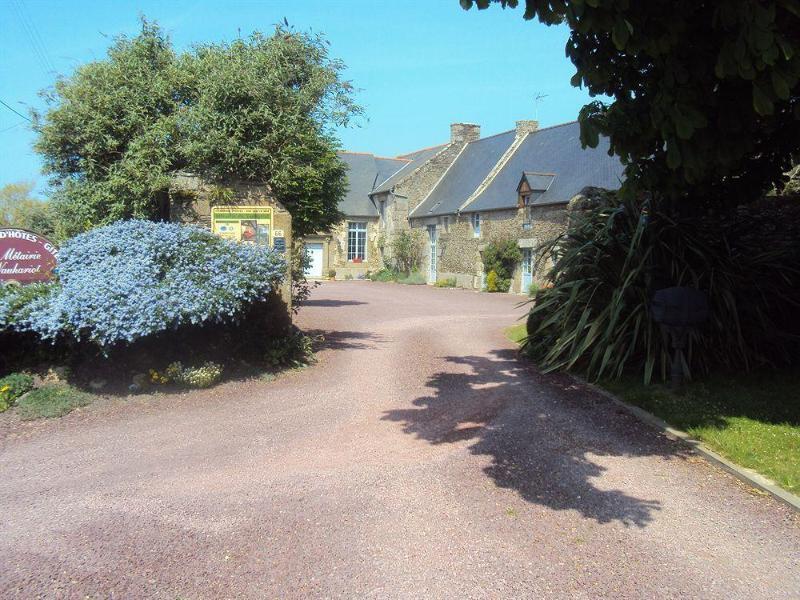 La Metairie-Du-Vauhariot - Vue Mer Et Mont Saint Michel - Piscine Chauffee - Acces Gr34 Cancale Ngoại thất bức ảnh