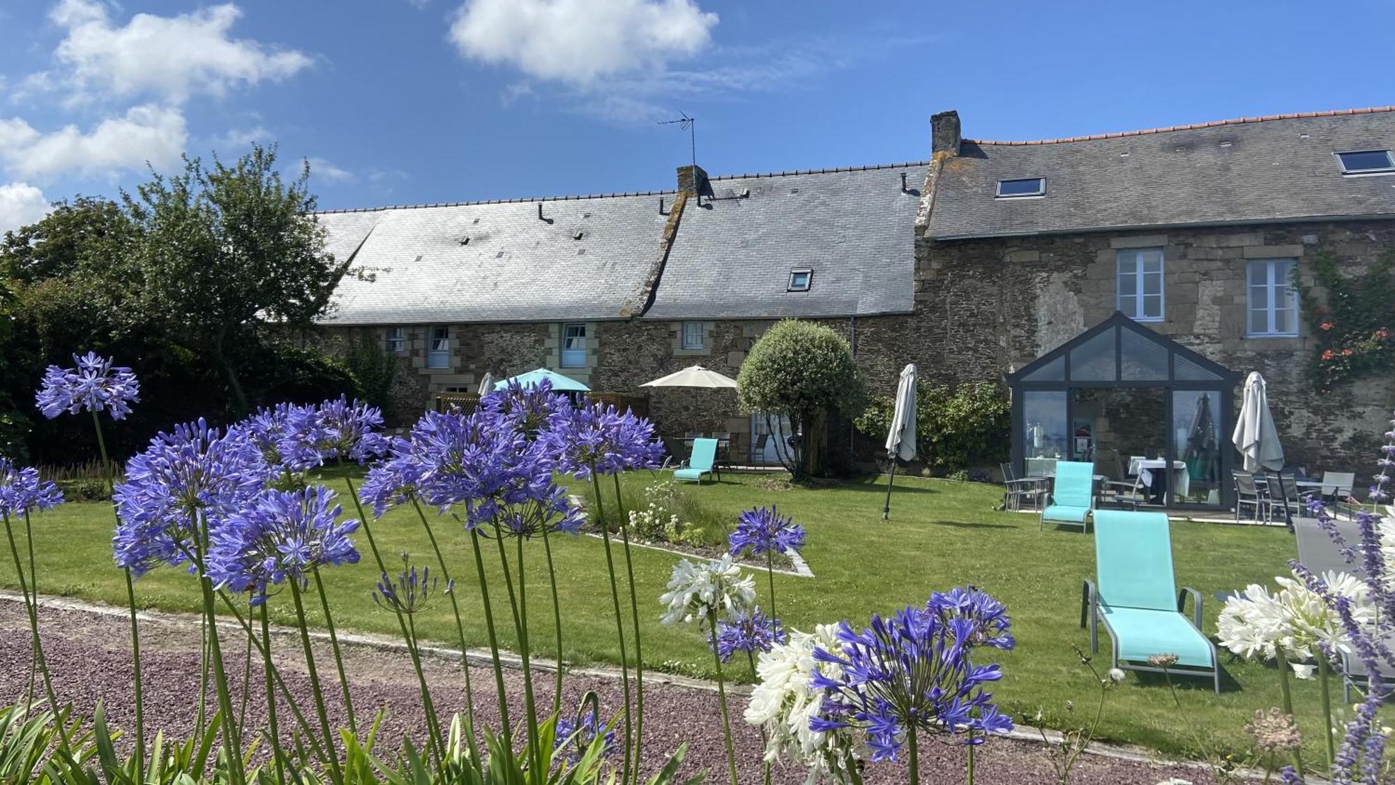 La Metairie-Du-Vauhariot - Vue Mer Et Mont Saint Michel - Piscine Chauffee - Acces Gr34 Cancale Ngoại thất bức ảnh